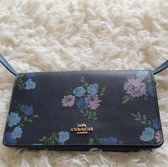 Coach Organizer/Wallet Crossbody - Picture 1 of 7